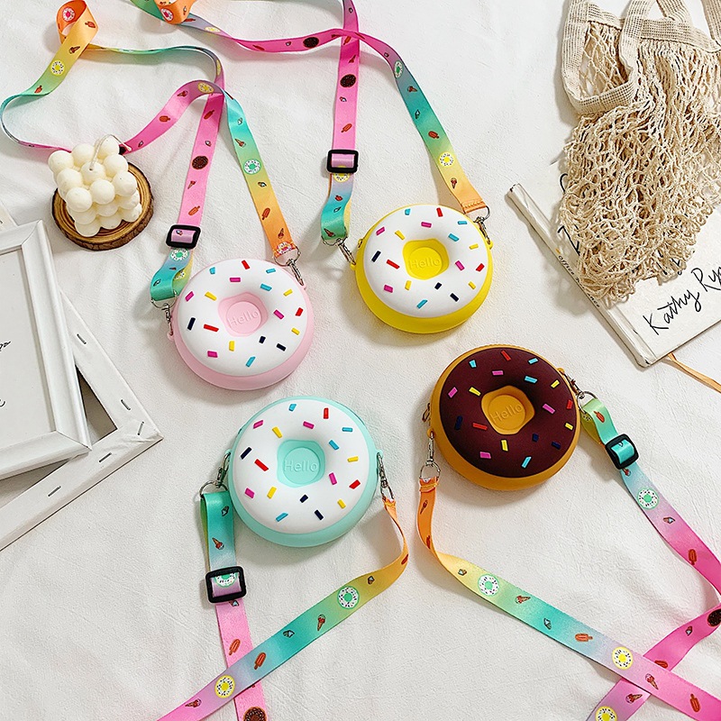 Leuke Donut Girl Crossbody Tas - Food Snacks Packaging recensie en prijs