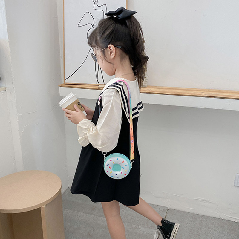 Leuke Donut Girl Crossbody Tas - Food Snacks Packaging recensie en prijs